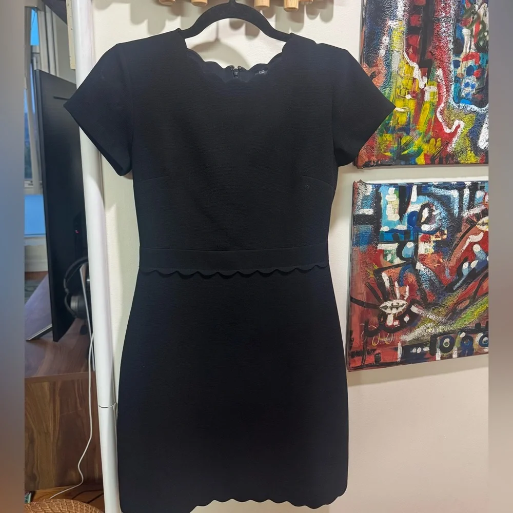 Club Monaco Black Scalloped Mini Dress - Picture 1 of 3